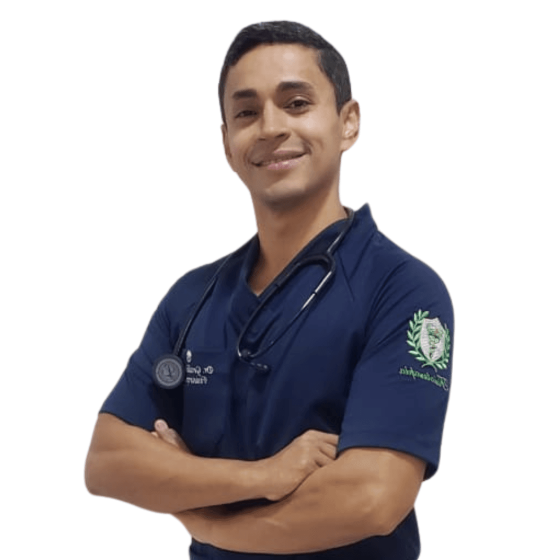 Geraldo Matos fisioterapeuta usando jaleco azul
